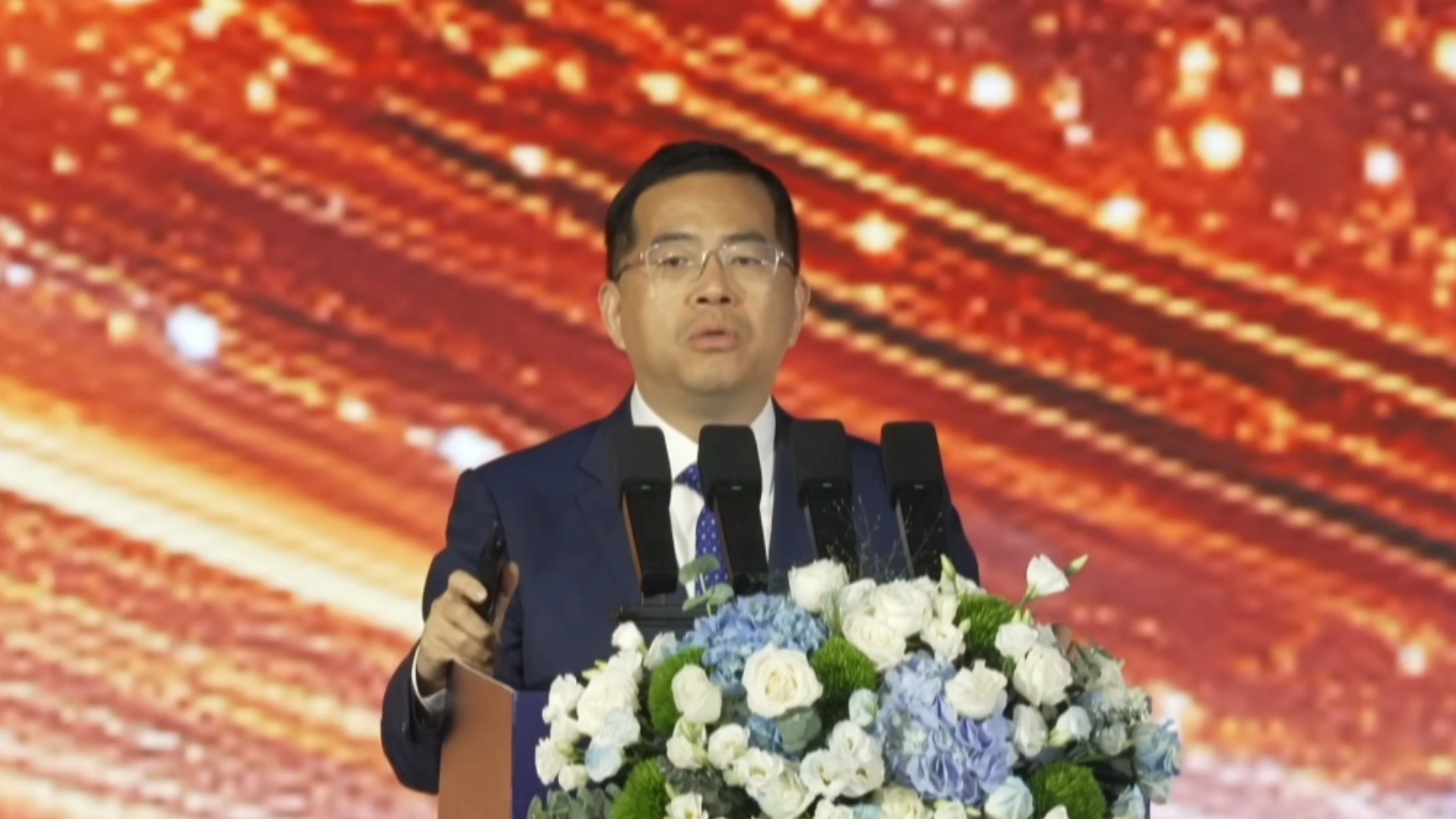 ���dͨӍ��ϯ�\�I���x��ʯ�����m(x��)����B��+�������p݆�(q��)�ӑ�(zh��n)�ԣ��y�ֻ�鹲��(chu��ng)�rֵ